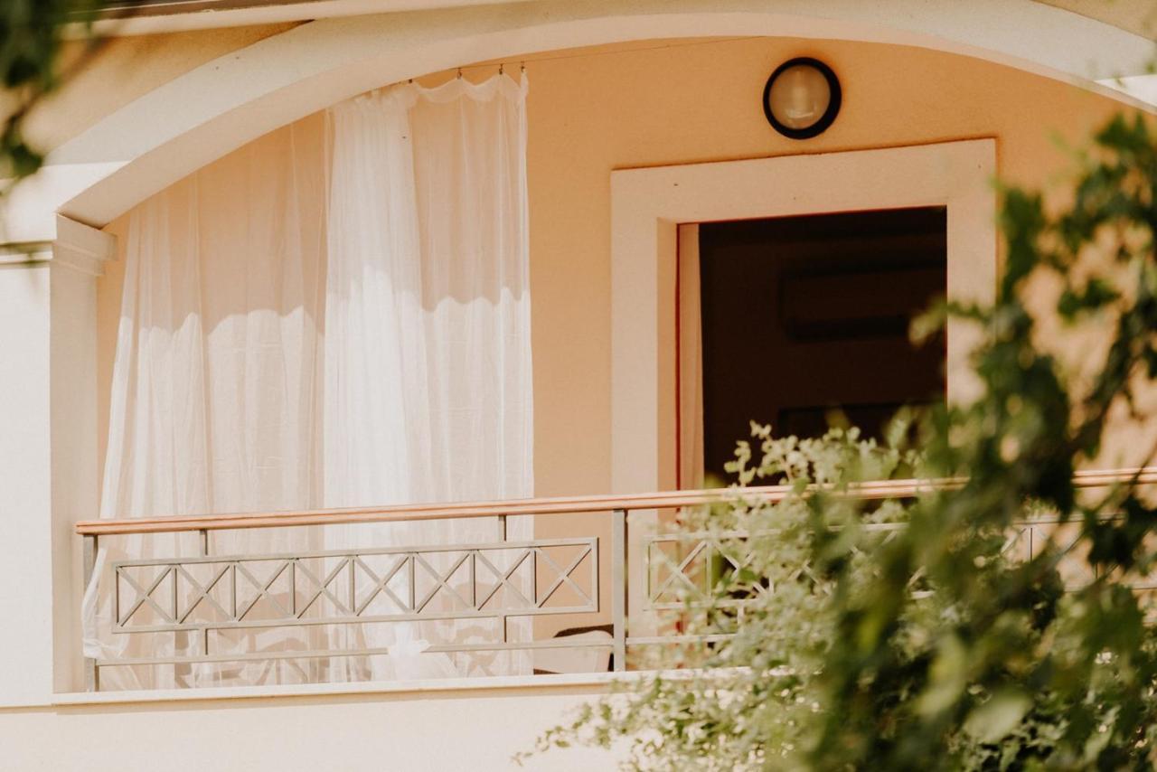 Bed And Breakfast Kolo Adults Only Buzinija Exterior photo