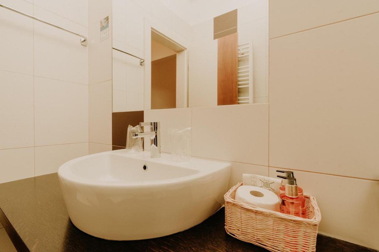 Bed And Breakfast Kolo Adults Only Buzinija Exterior photo
