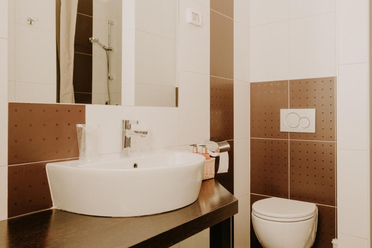 Bed And Breakfast Kolo Adults Only Buzinija Exterior photo